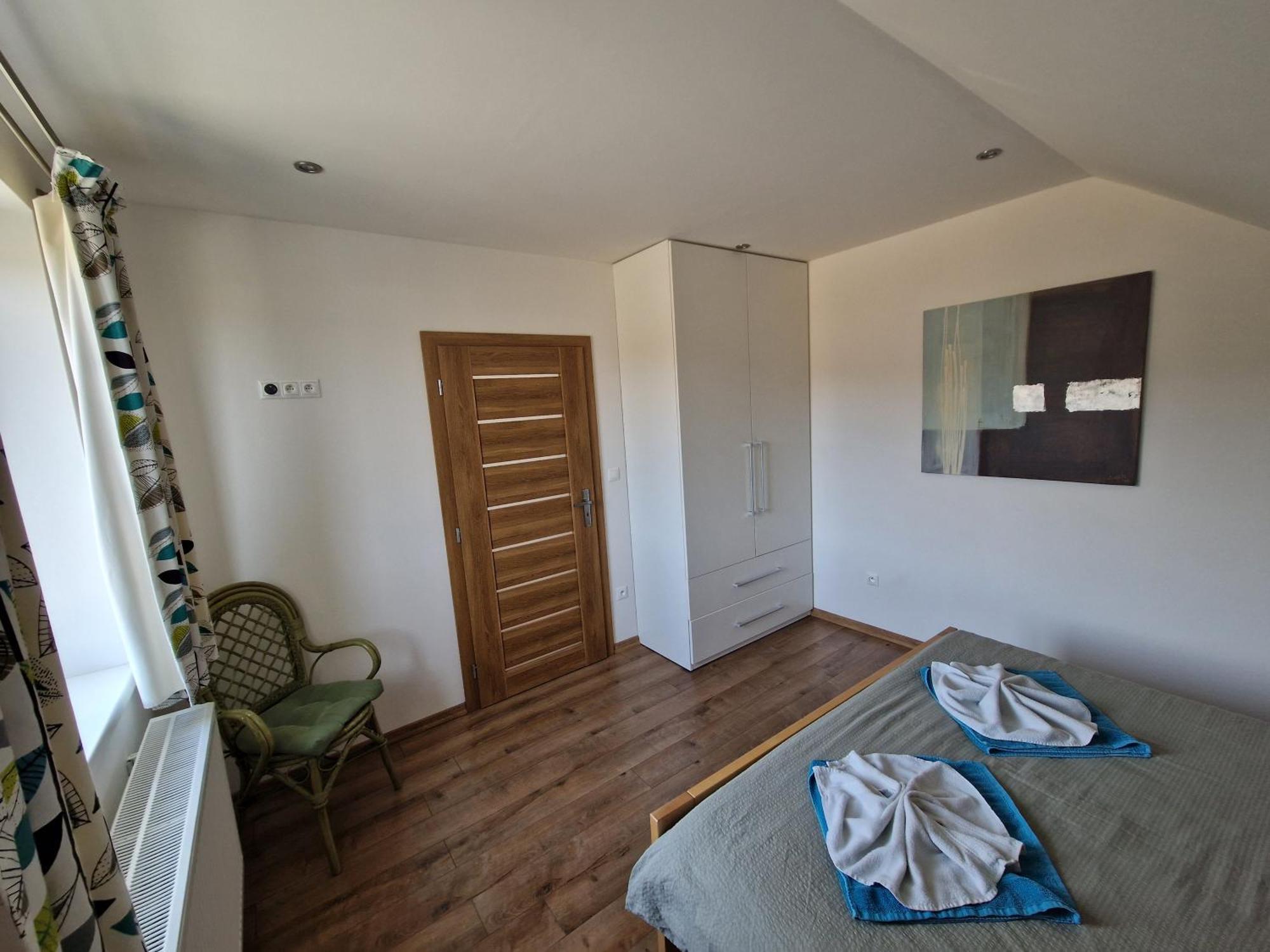 Apartman Art Зуберец Екстериор снимка